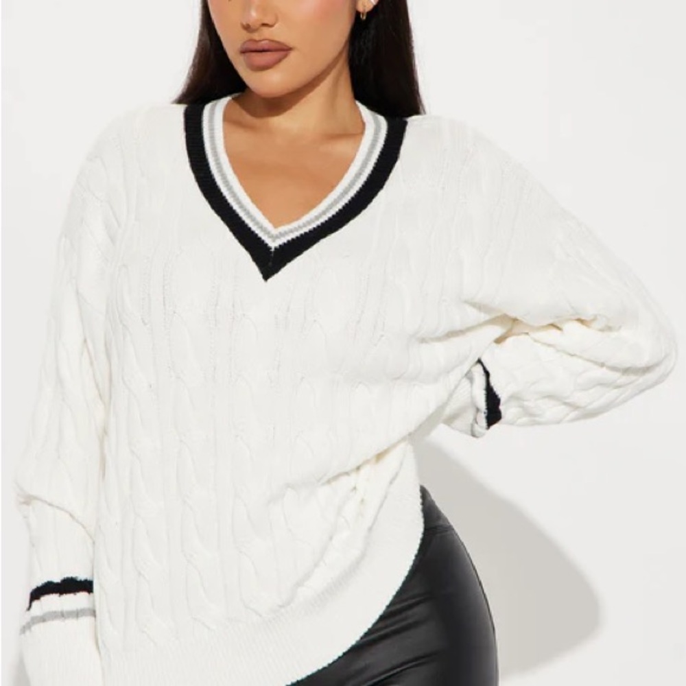 White Cable Knit V-Neck Sweater